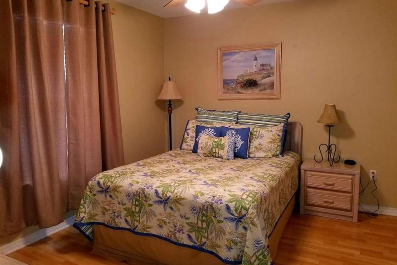 Grand Caribbean Apartment Pensacola Exterior photo